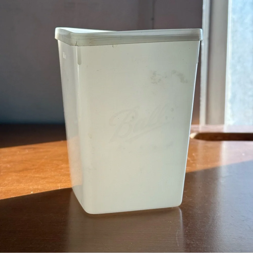 Vintage Tupperware, modular‎ mate container, rectangle